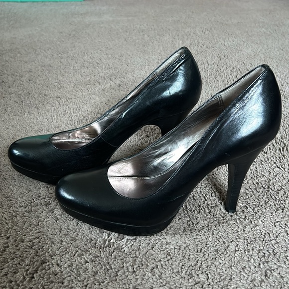 Alfani Black leather Maddy 4-inch stiletto heel - Picture 2 of 5